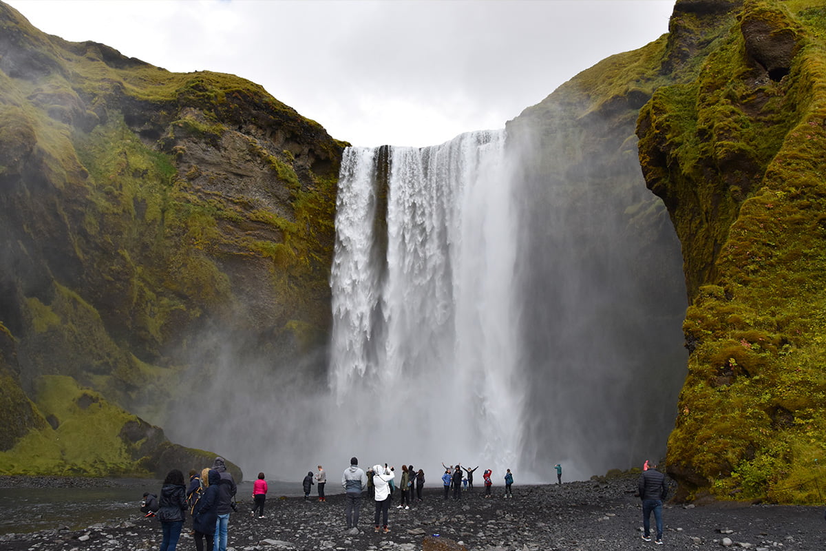 Skogafoss waterval in IJsland