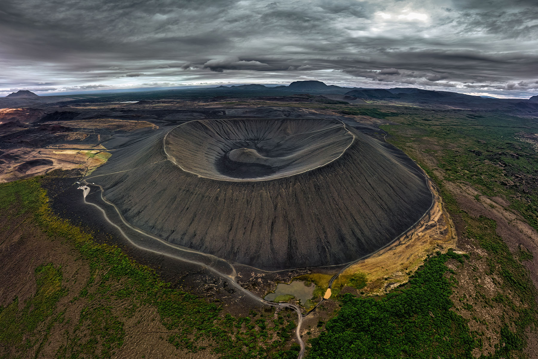 De Hverfjall vulkaan in IJsland