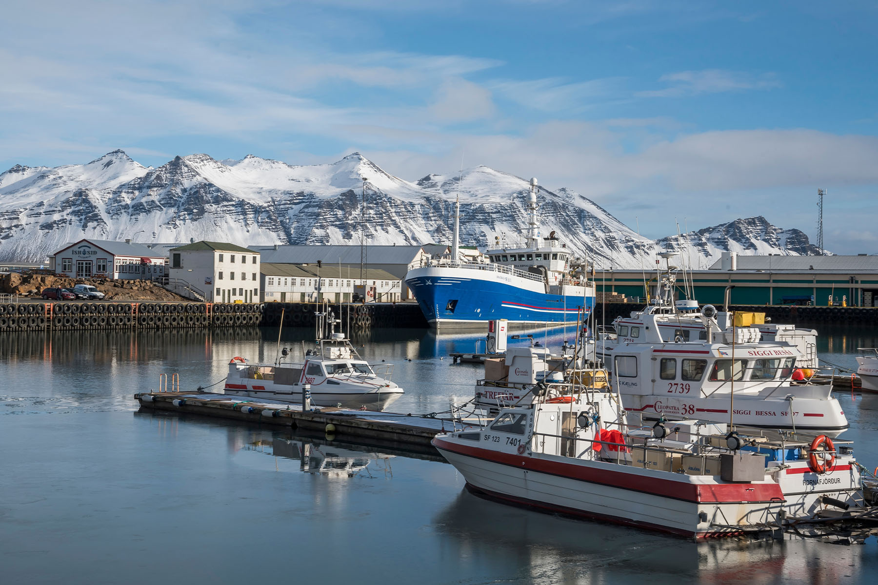 Het dorp Hofn in IJsland