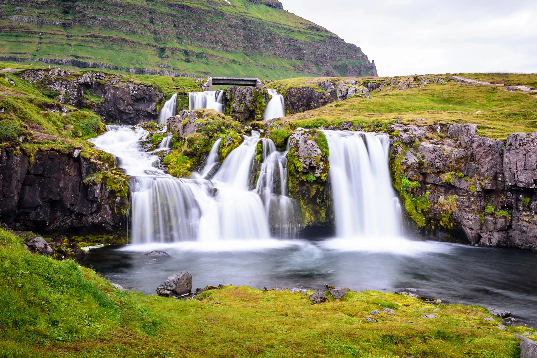 De kirkjufell waterval in IJsland bezoeken
