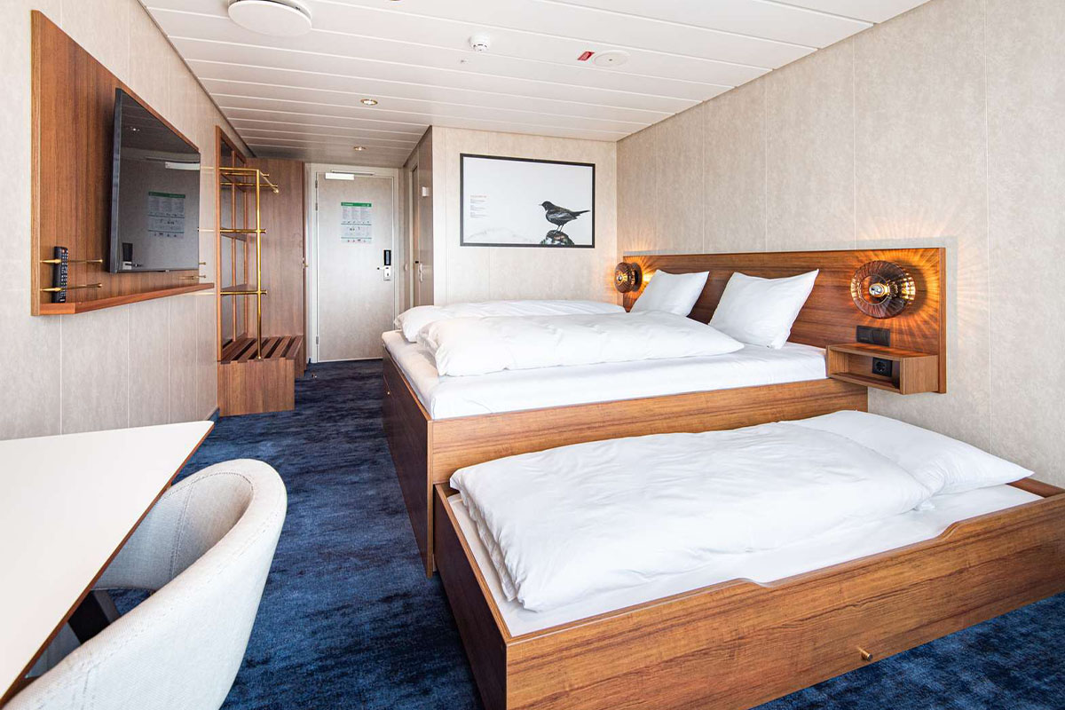 Nordic Deluxe suite aan boord van de Norrona veerboot naar IJsland