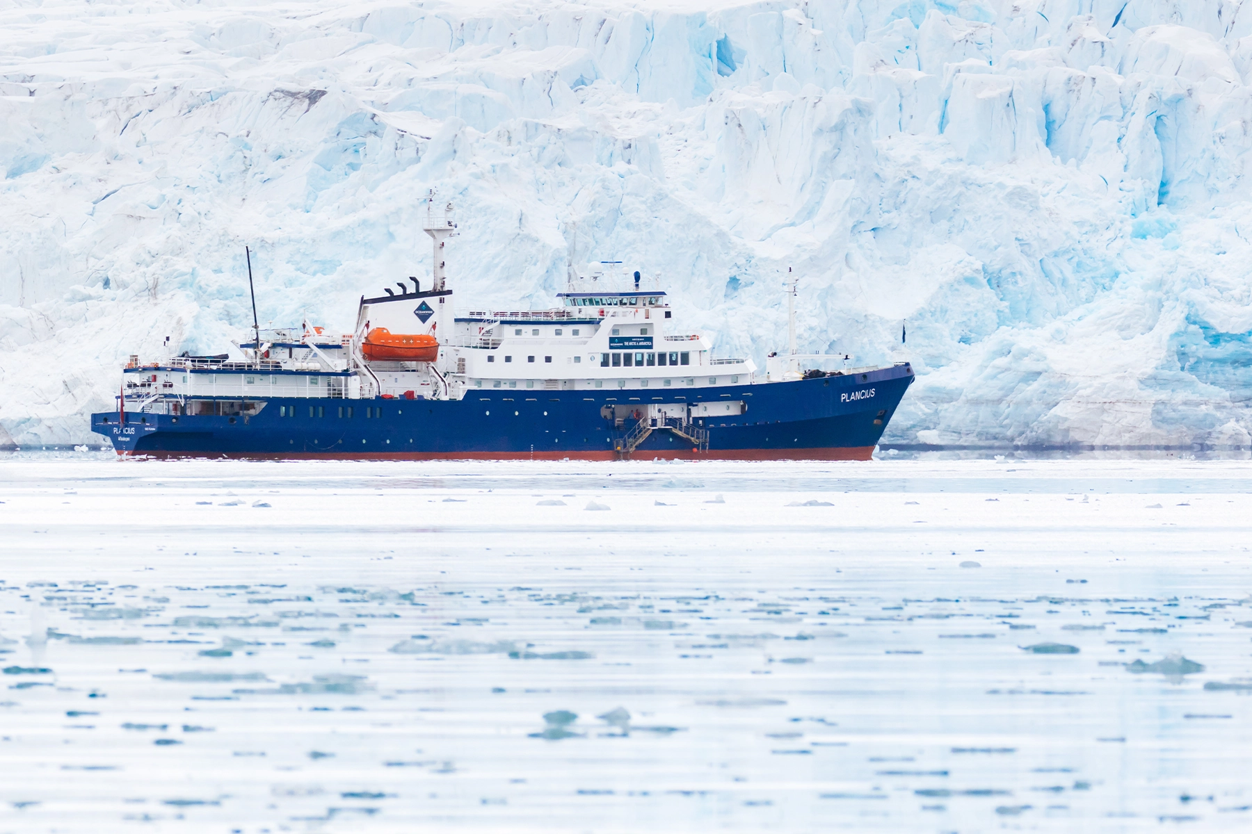 Het Placius schip van Oceanwide Expeditions