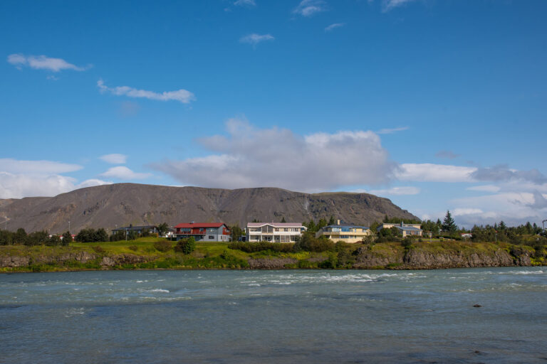 De stad Selfoss in IJsland