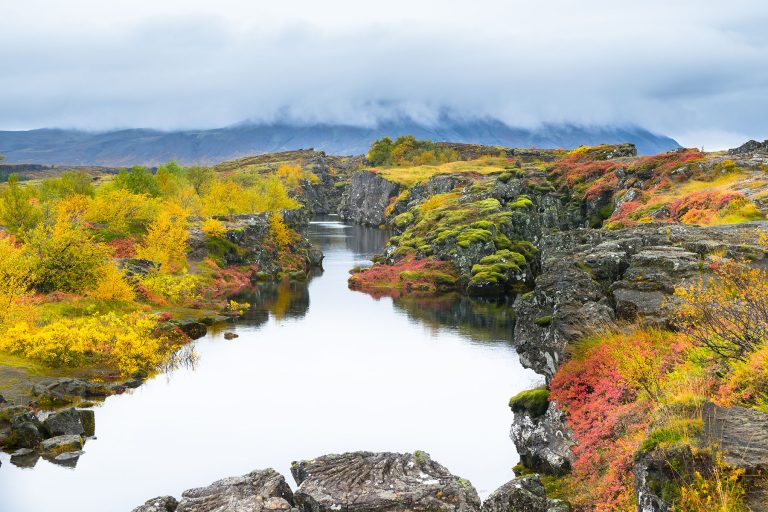 De Silfra kloof in het Þingvellir Nationaal park in IJsland