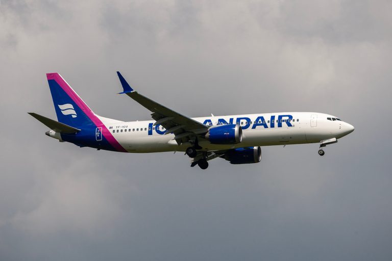 Vliegen naar IJsland